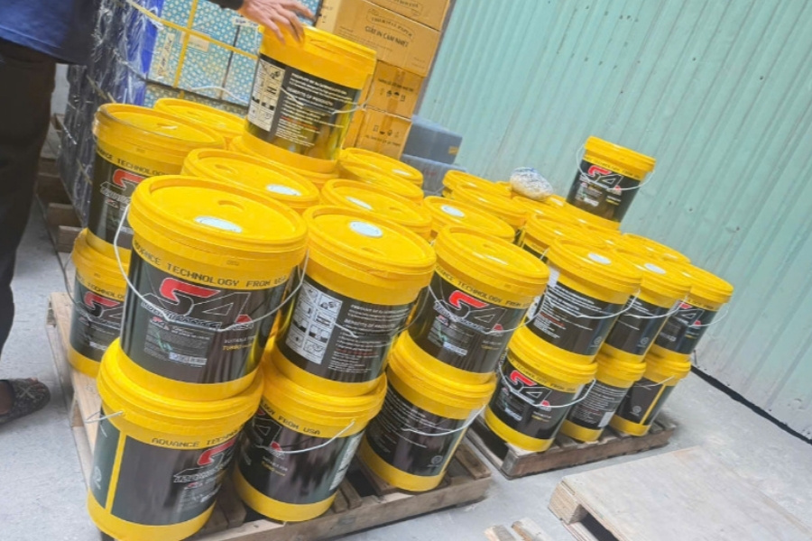 Cách bảo quản nhớt máy nén khí để giữ chất lượng lâu dài