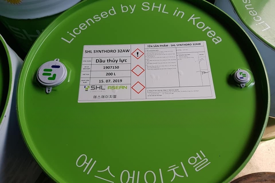 Các lỗi thường gặp khi dùng dầu máy ép nhựa kém chất lượng