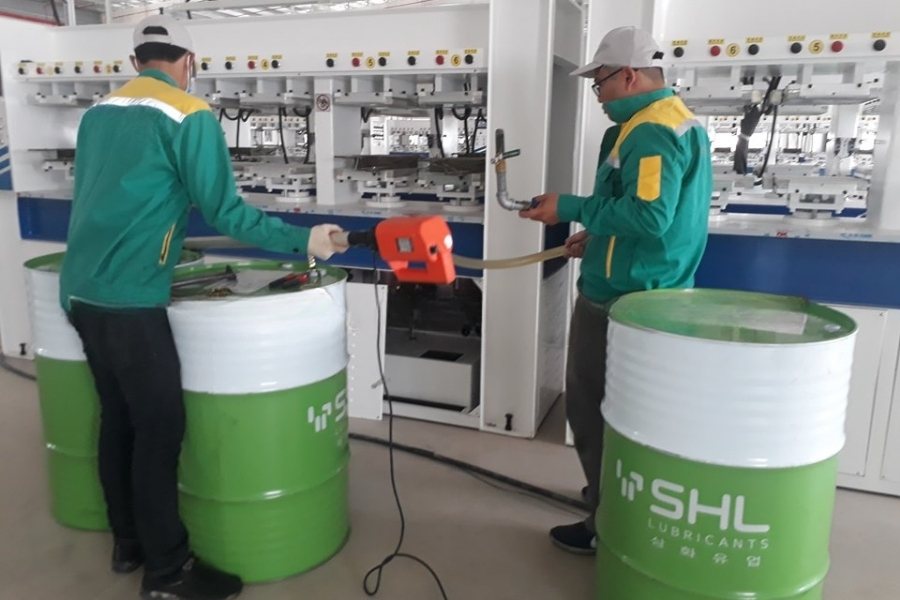 Hướng dẫn bảo dưỡng & kiểm tra dầu dành cho máy ép nhựa định kỳ