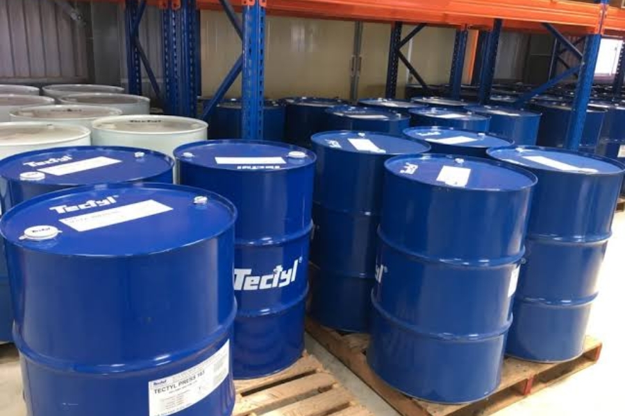 Khi nào nên sử dụng dầu thủy lực chống cháy (fire-resistant hydraulic oil)?