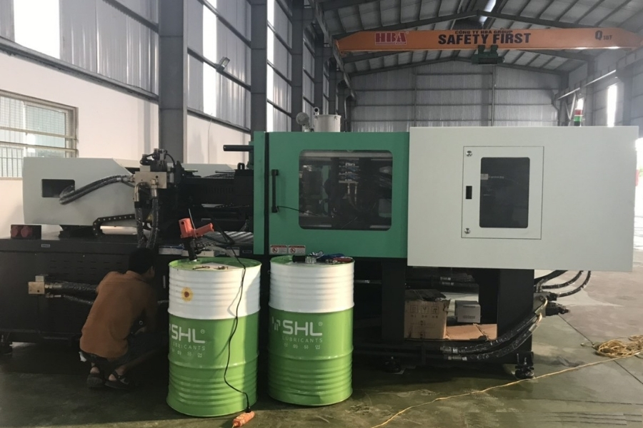 Loại dầu thủy lực nào phù hợp cho máy ép nhựa?