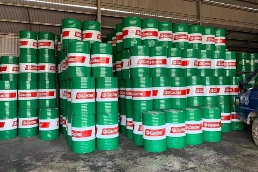 Nhớt máy ép nhựa ảnh hưởng thế nào đến độ ổn định sản phẩm?