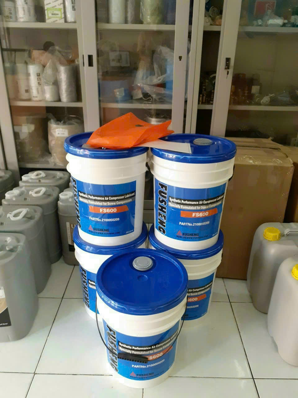 Nhớt máy nén khí tại Đồng Nai giá tốt, chính hãng, giao tận nơi